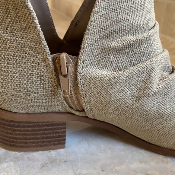 Barely worn Soda ankle shoes - Picture 5 of 6